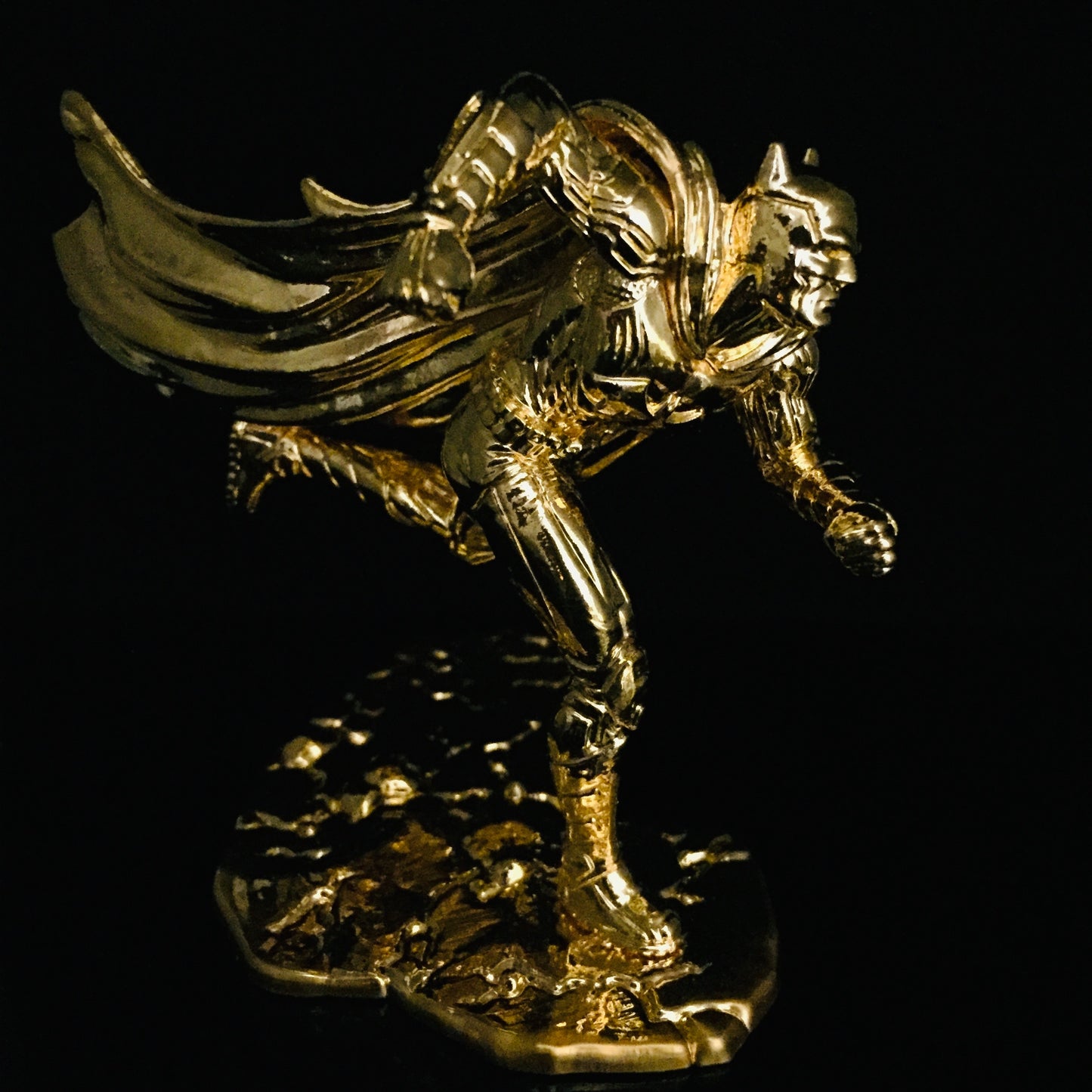 Batman Gold Statue