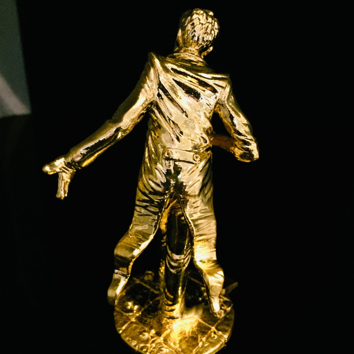 Joker Gold Statue