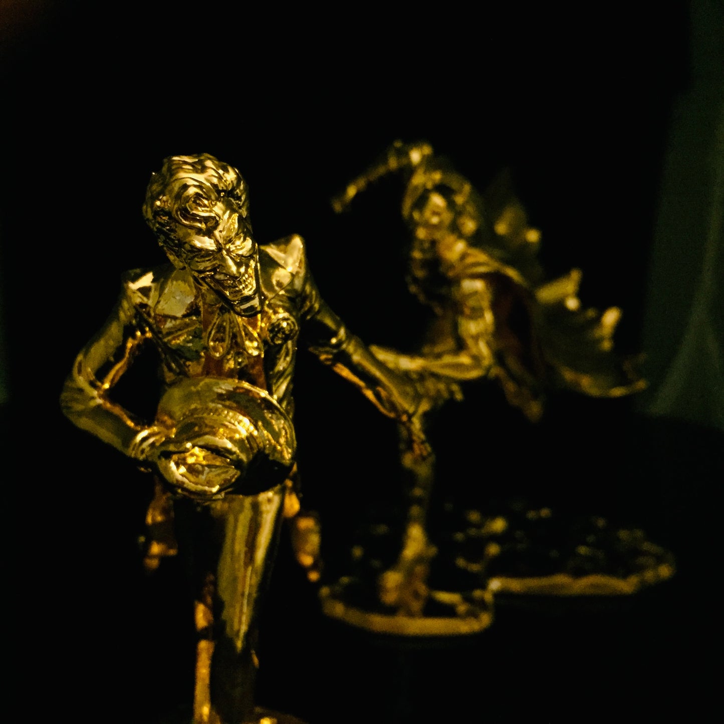 Joker Gold Statue